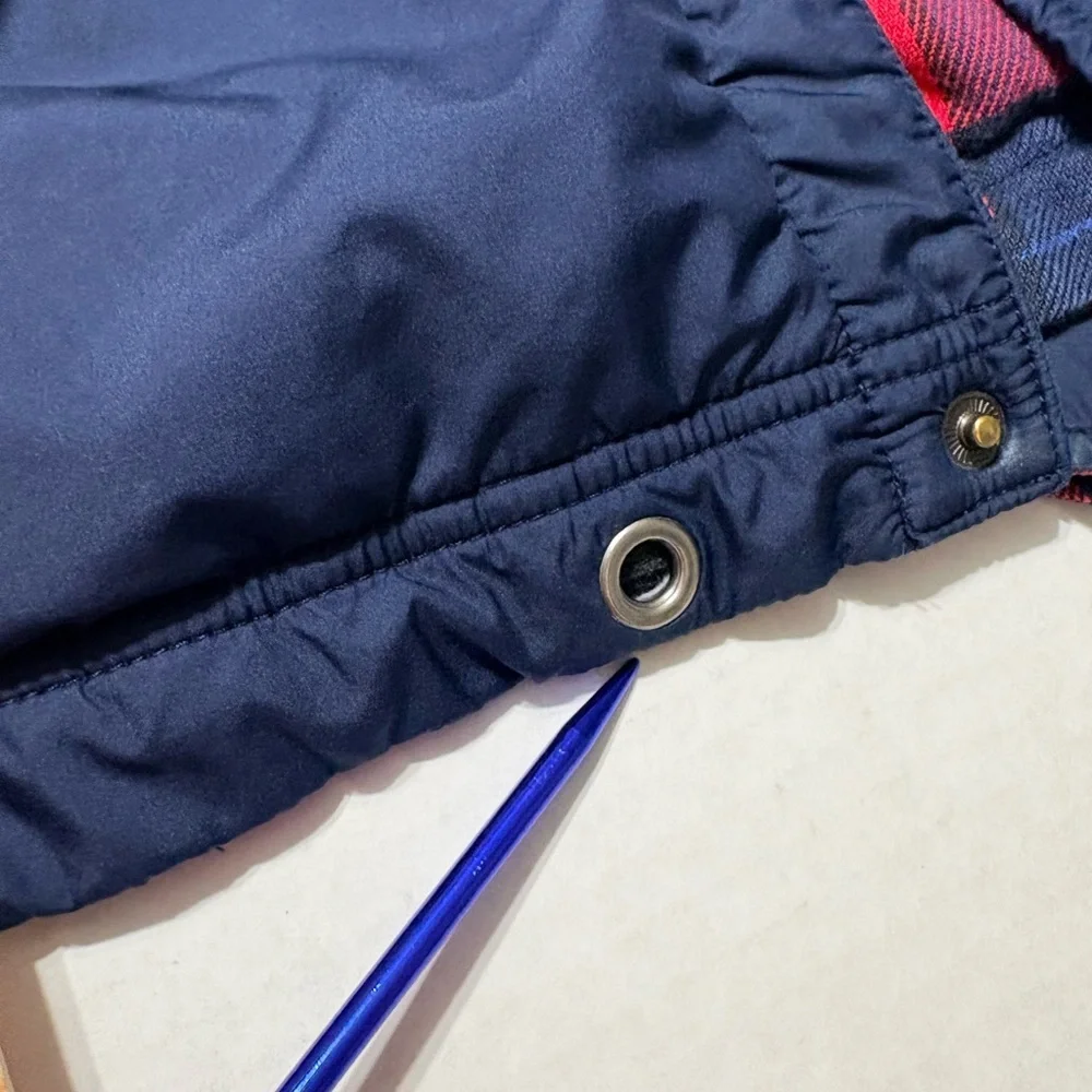 The North Face Reversible Red Blue Plaid Flannel Men's Puffer Shaket Lightweight
